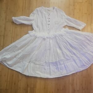 Magnolia Pearl Beautiful Cotton  Style Of 1920 Detailing Snap Down Front Dress